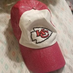 Women's Chiefs glitter hat